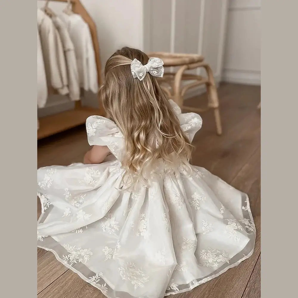 Celebrate in style this summer! What should little girls wear for big events?