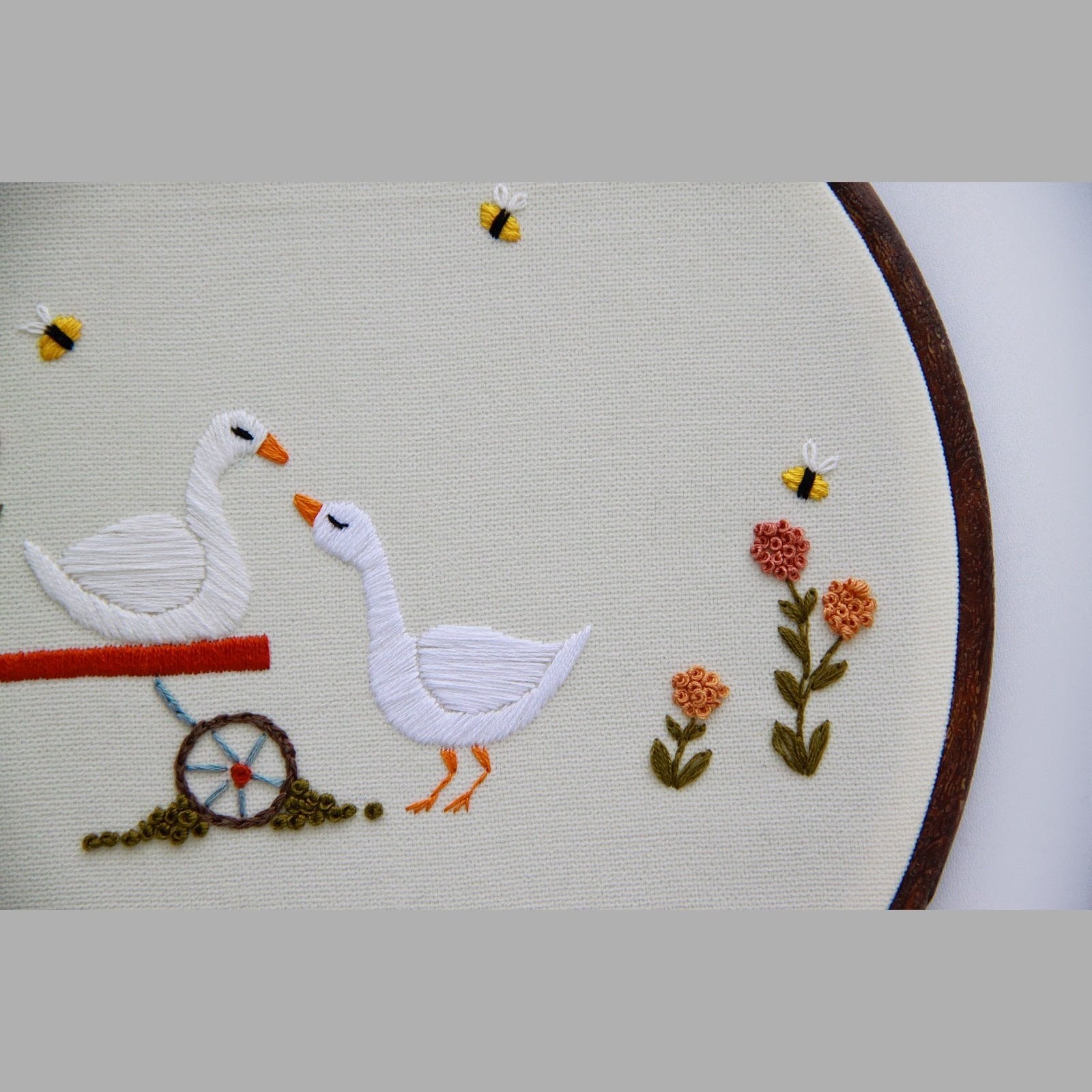 Hand Embroidered Duck Wall decor - TilianKids