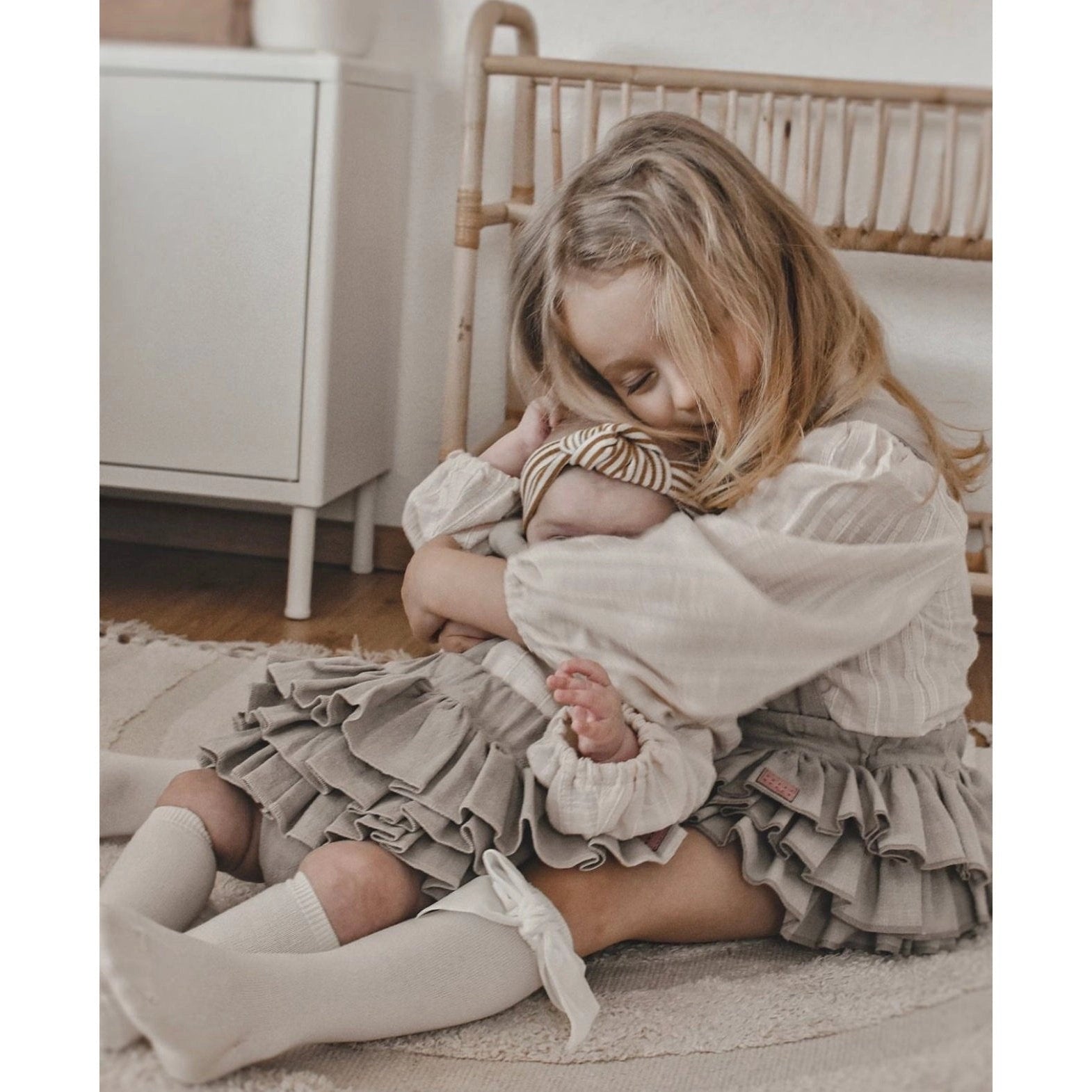 Linen bloomers with frills - TilianKids