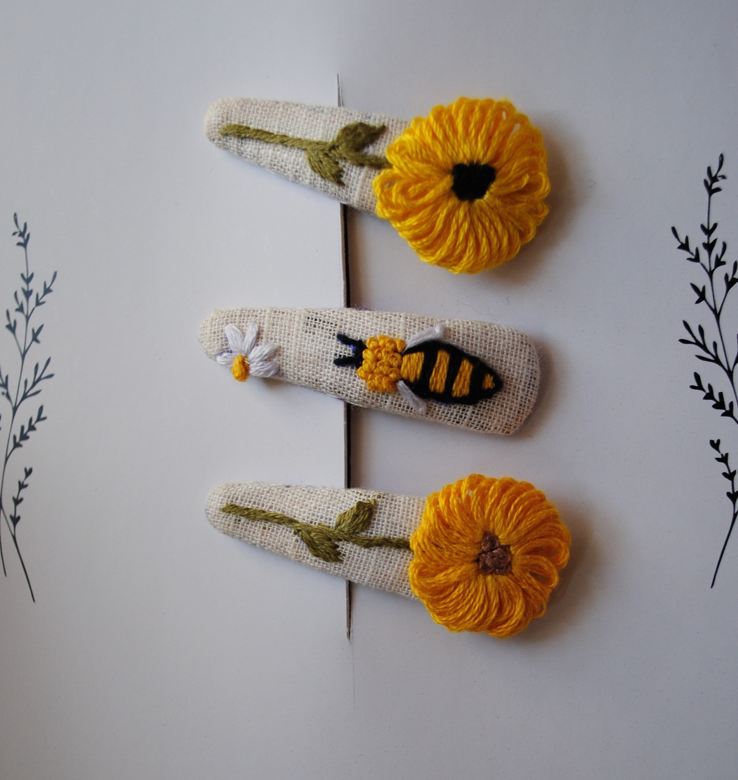 Sunny hair clip set