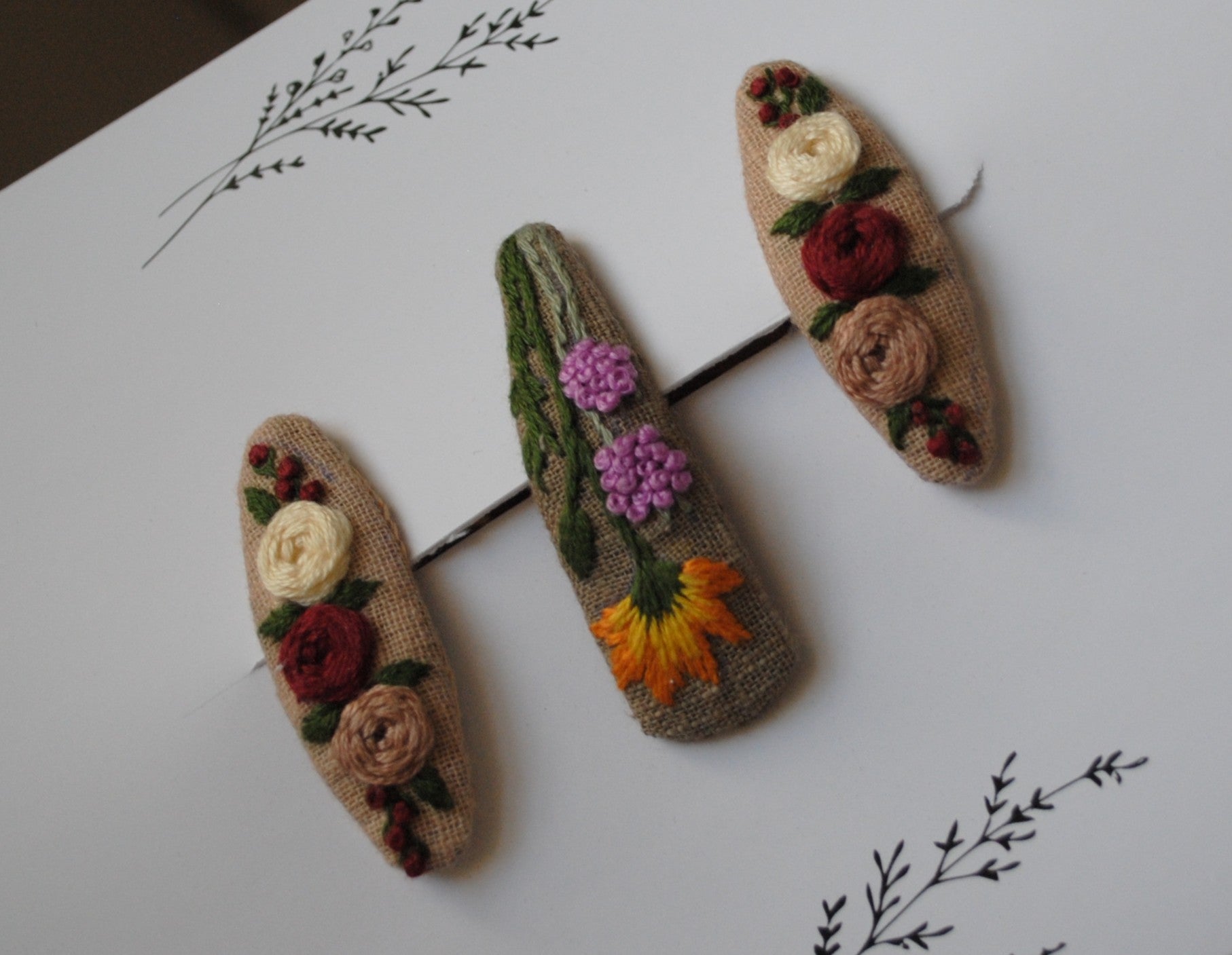 Hawthorn hair clip set