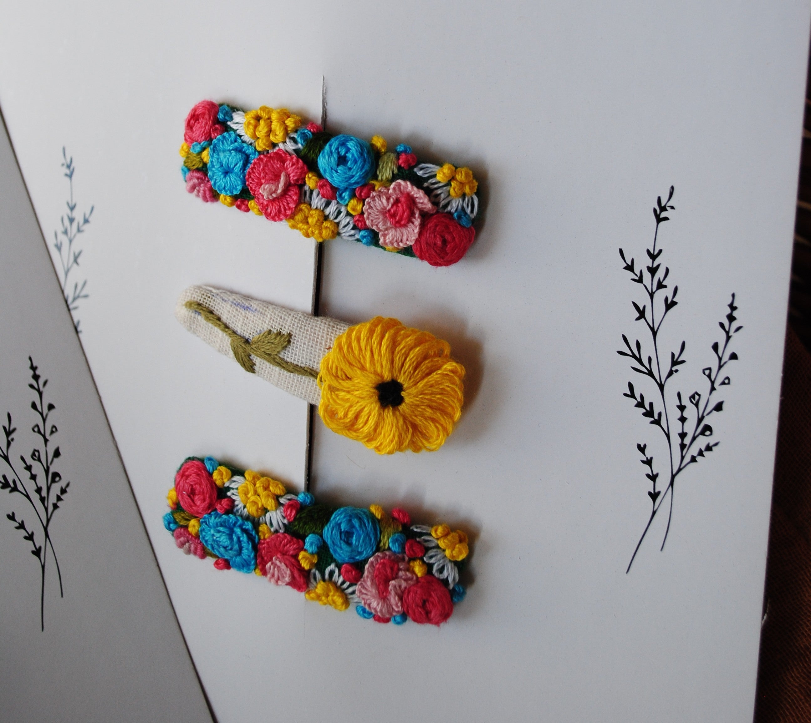 Flutter hair clip set